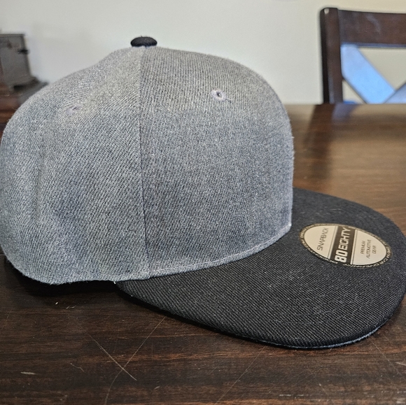 80 Eighty Gray Snapback Hat for men - Picture 5 of 10